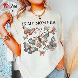 Vintage Butterfly In My Mom Era T Shirt